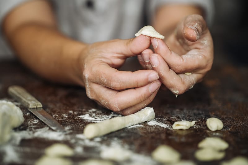 Learning to make Orecchiette