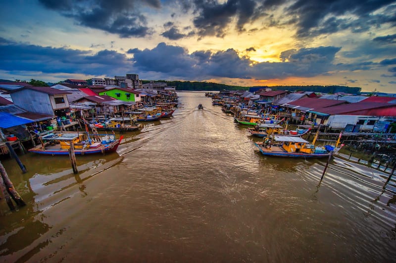 Kuala Sepetang - Md Aziman - Shutterstock