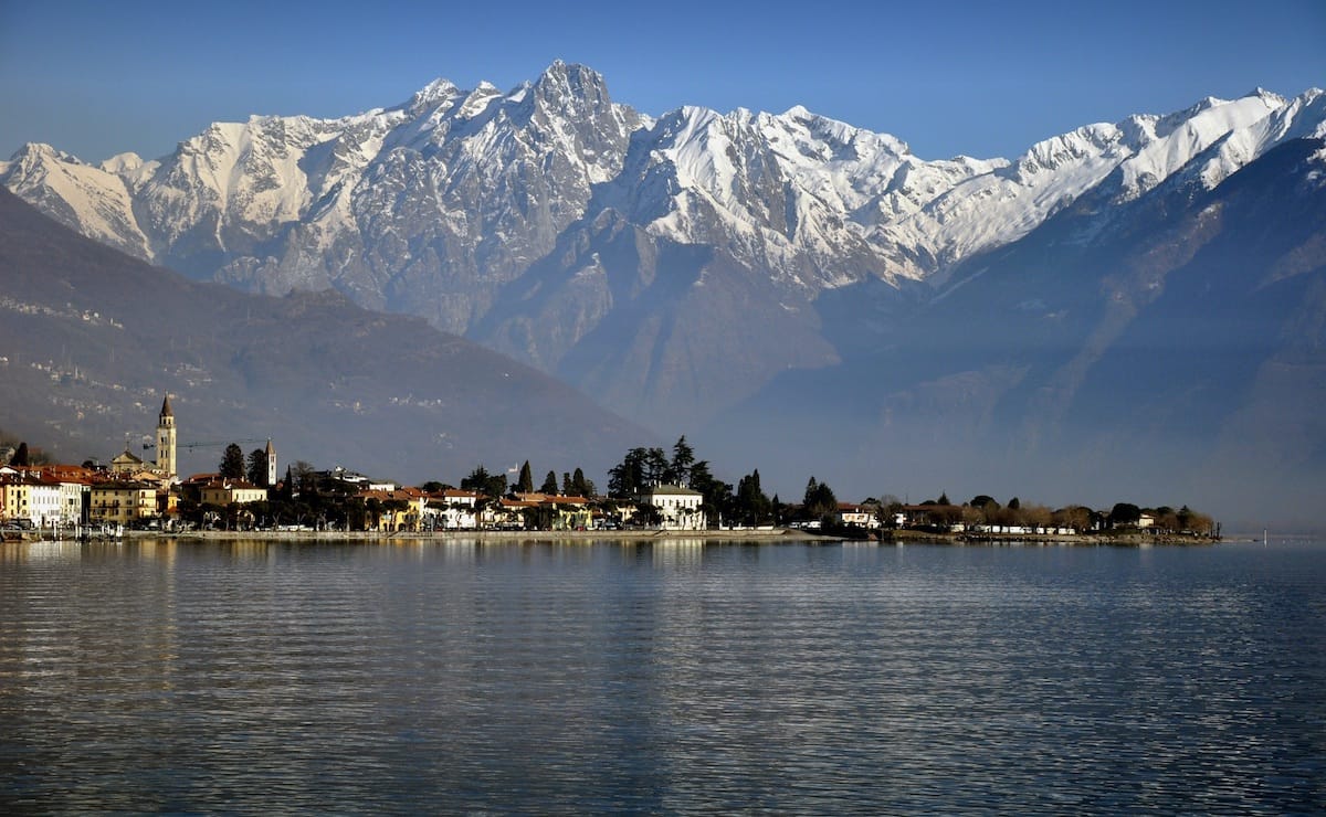 Lake Como in winter