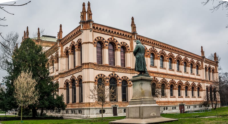 Natural History Museum - Stamatios Manousis - Shutterstock