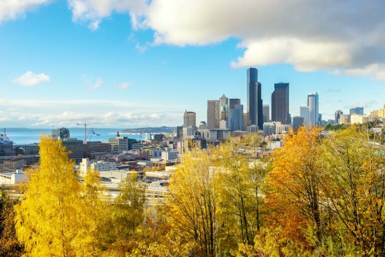 25-best-places-to-visit-in-the-usa-in-november-fall-tips