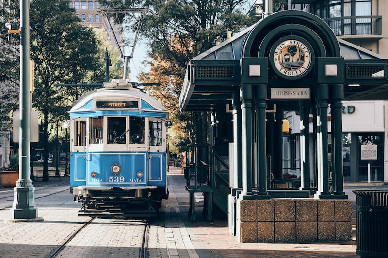 November in Memphis - Photographs by Michael - Shutterstock