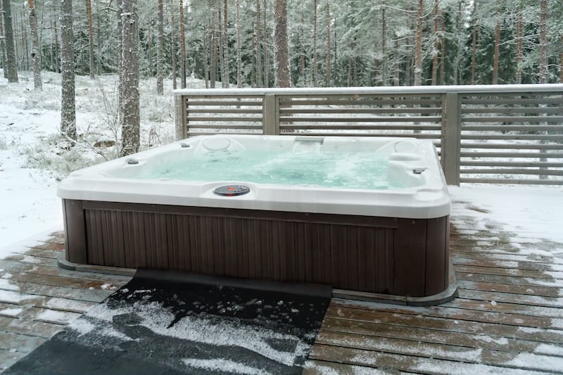 Snow sauna experience