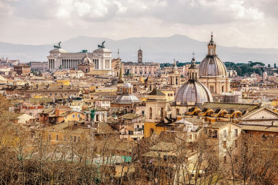 Winter in Rome travel guide - Bucchi Francesco - Shutterstock