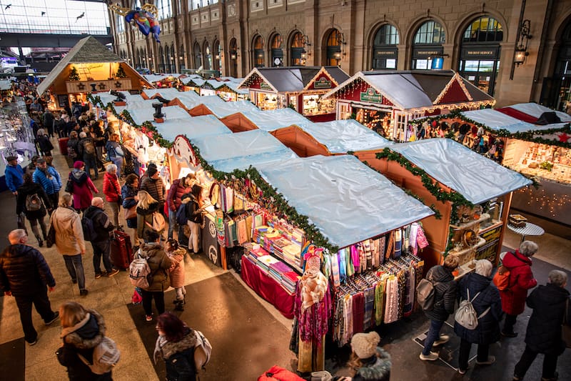 Christmas markets in Zurich - Victoria Kurylo - Shutterstock