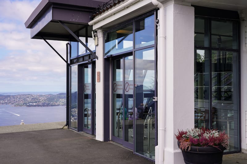 The Fløibanen and the restaurant at the top are both wheelchair-friendly.