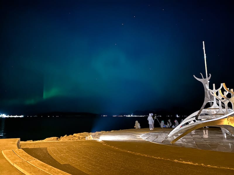 Watching the aurora at the Sunvoyager statue