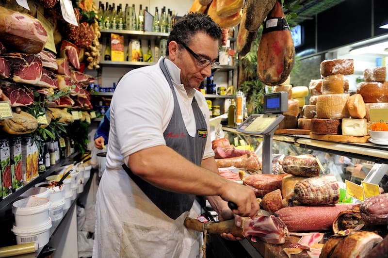 Market in Florence, Italy - T photography - Shutterstock