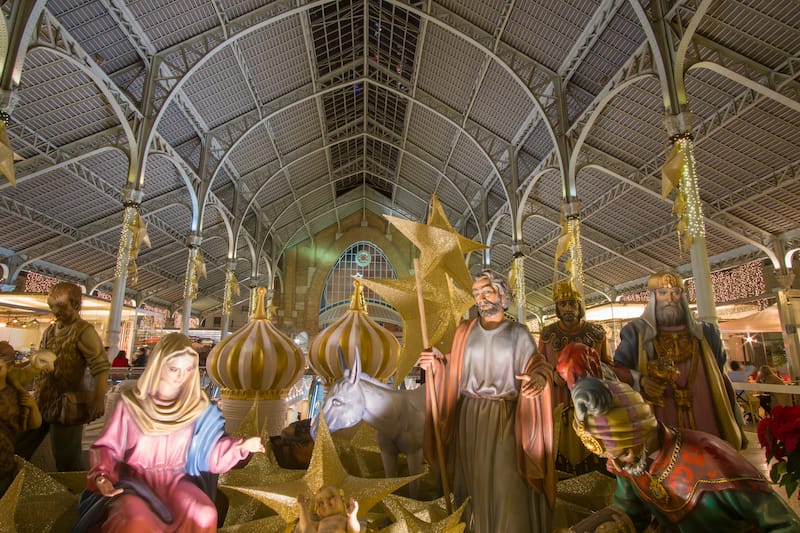 Night in Christmas Colon market - Ana del Castillo - Shutterstock
