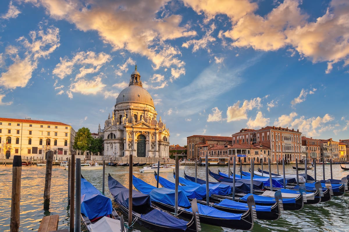 Santa Maria della Salute basilica in the backdrop