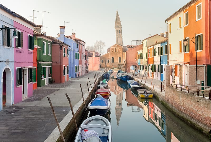 Taking a day trip to Burano in winter