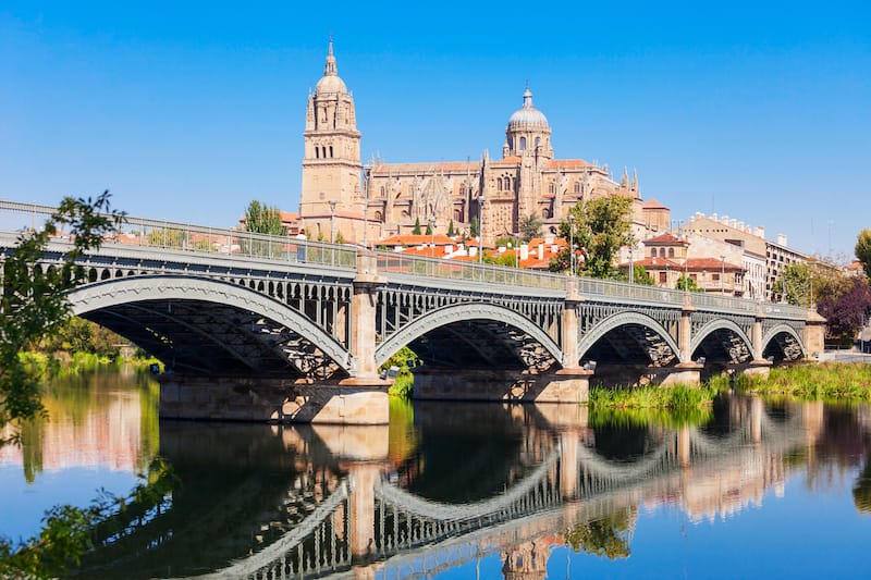 Looking for romantic cities in Spain? Don't overlook Salamanca!