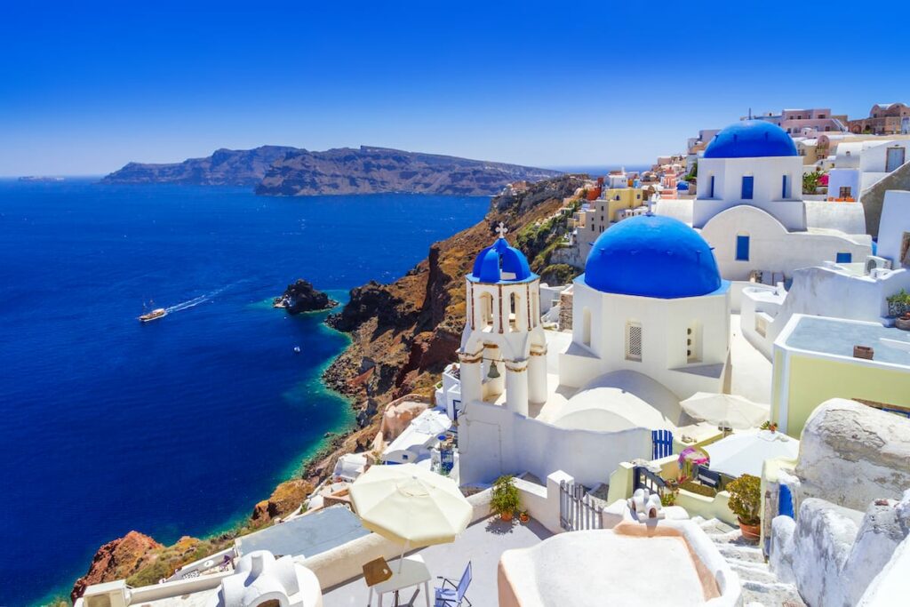 Best things to do in Santorini