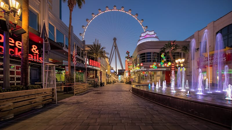 LINQ - Jason Ludwig - Shutterstock