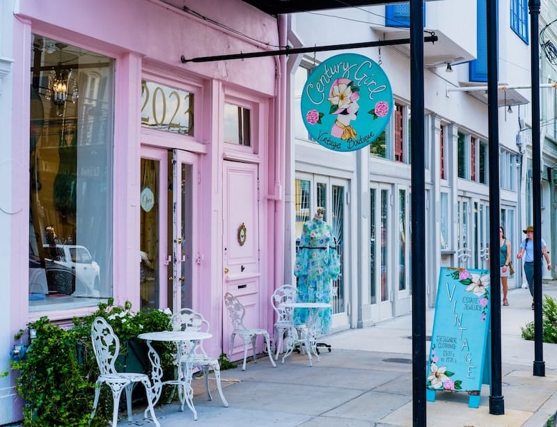 Magazine Street in NOLA - Williams A. Morgan - Shutterstock