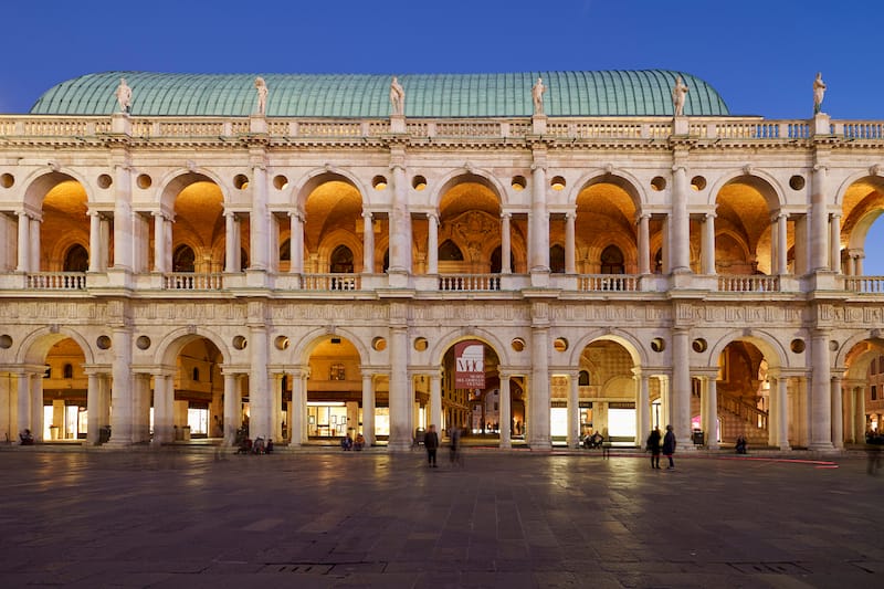 Basilica Palladiana - marcobrivio.photo - Shutterstock