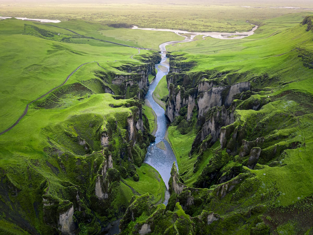 Fjadrargljufur Canyon