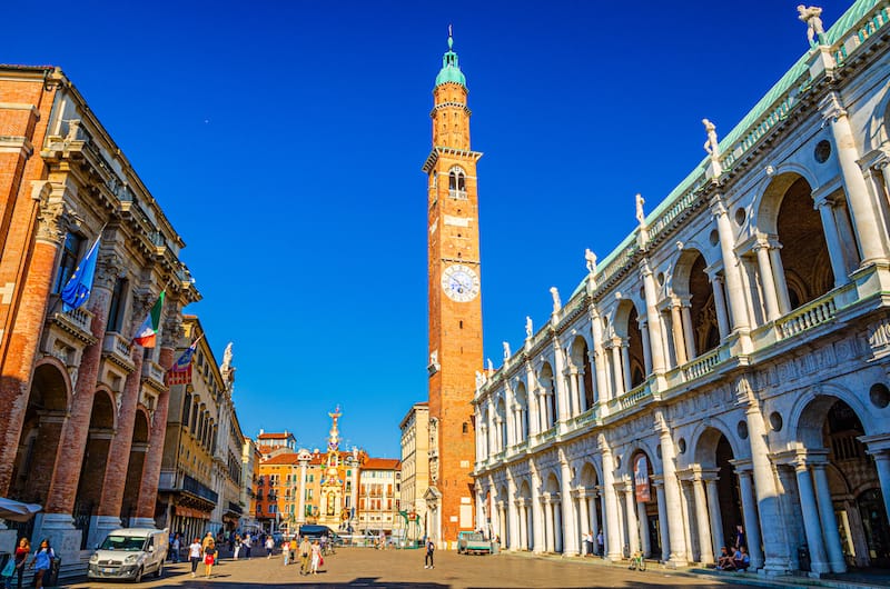 Piazza dei Signori - Aliaksandr Antanovich - Shutterstock