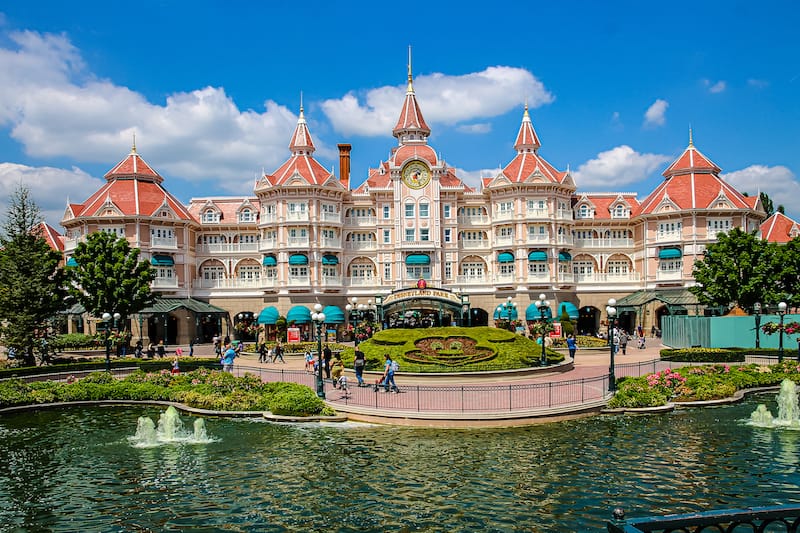 Disneyland Paris - Ferreiro - Shutterstock