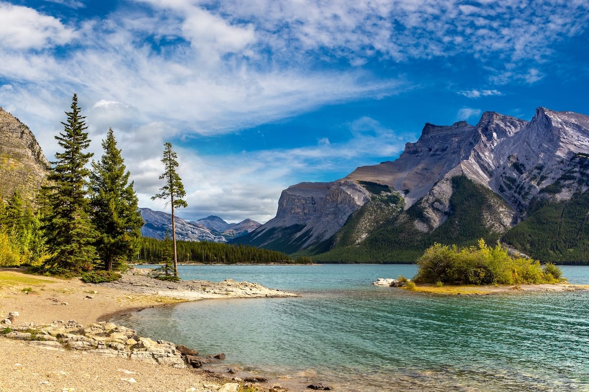 Lake Minnewanka