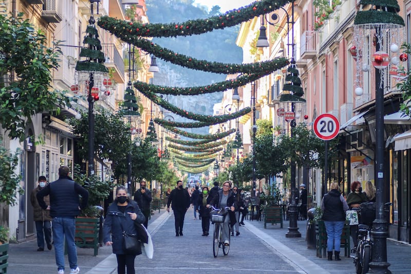 There are a few shopping streets in Sorrento!