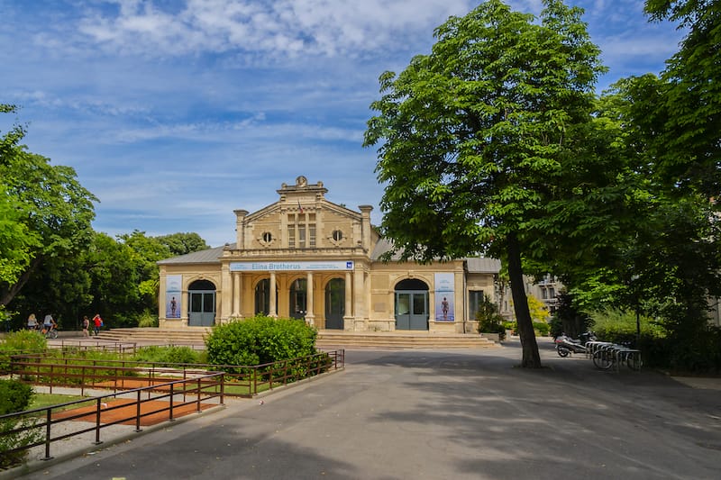 Pavillon Populaire  - Kiev.Victor - Shutterstock