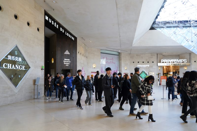 5 Reasons Why You Need to Visit the Amazing Musée du Louvre in Paris •  Wander Your Way