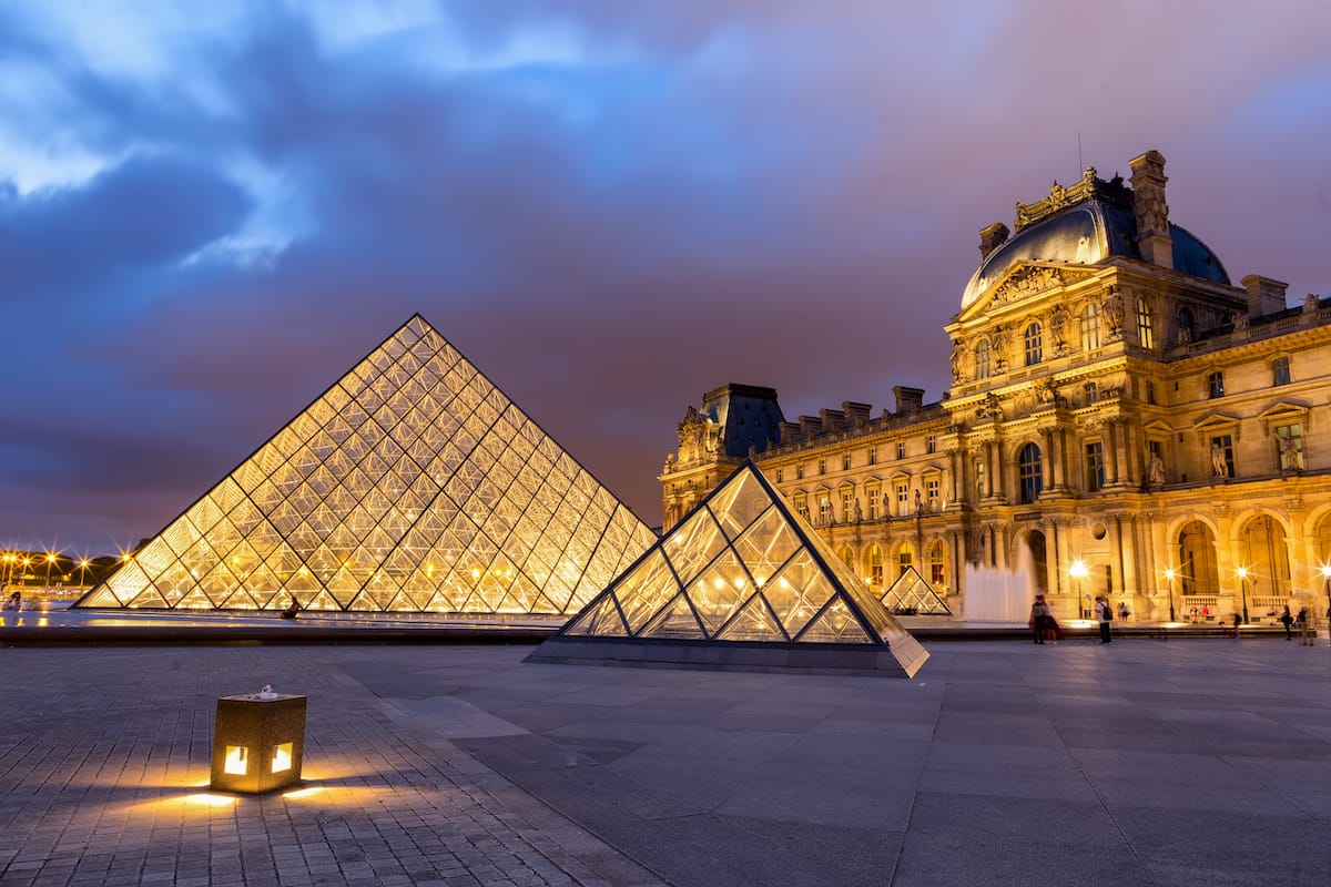 Visiting the Louvre - tips for your trip! - Zhukova Valentyna - Shutterstock