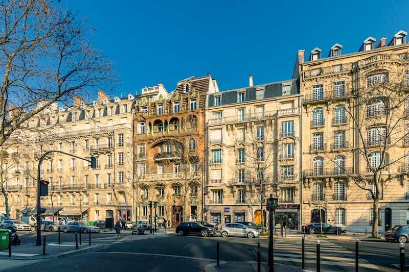 Avenue Rapp in January - Jerome LABOUYRIE - Shutterstock