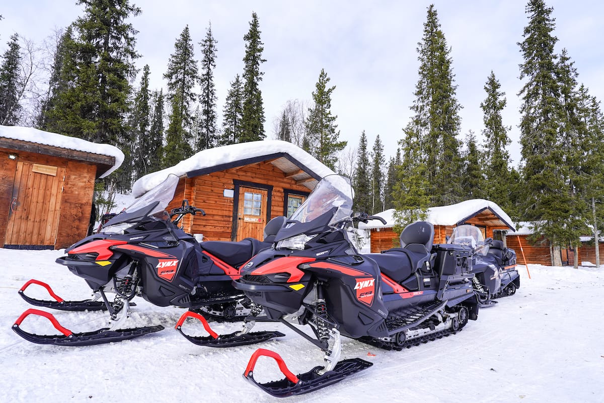 How to book the best Kiruna snowmobiling tour