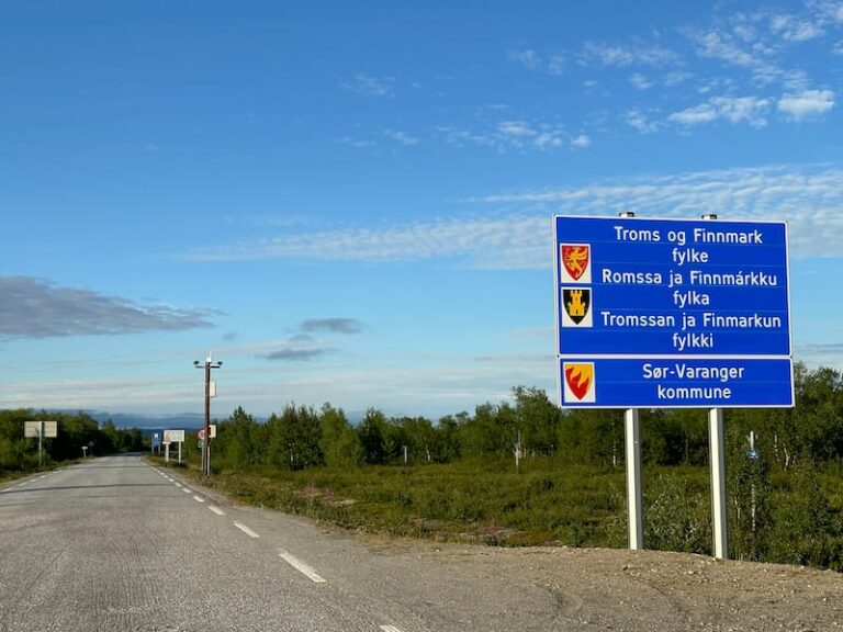 20 Essential Tips for Renting a Car in Norway (in 2024!)