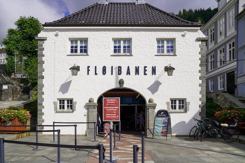 Entrance to the Fløibanen