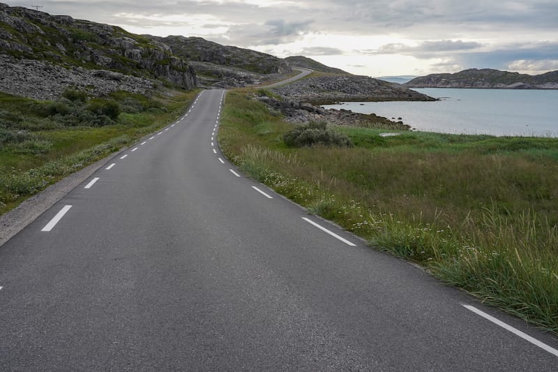 The lonely road to Bugøynes