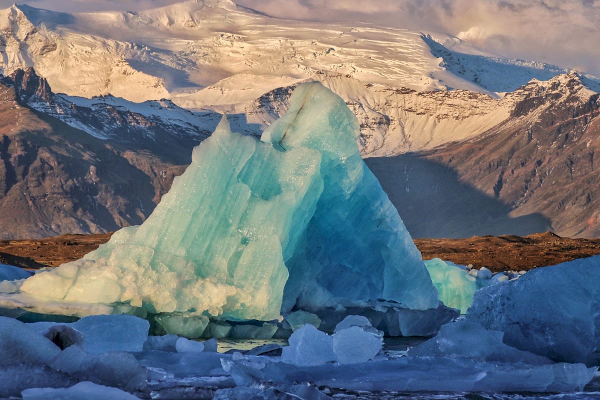 Jökulsárlón Glacier Lagoon in early winter