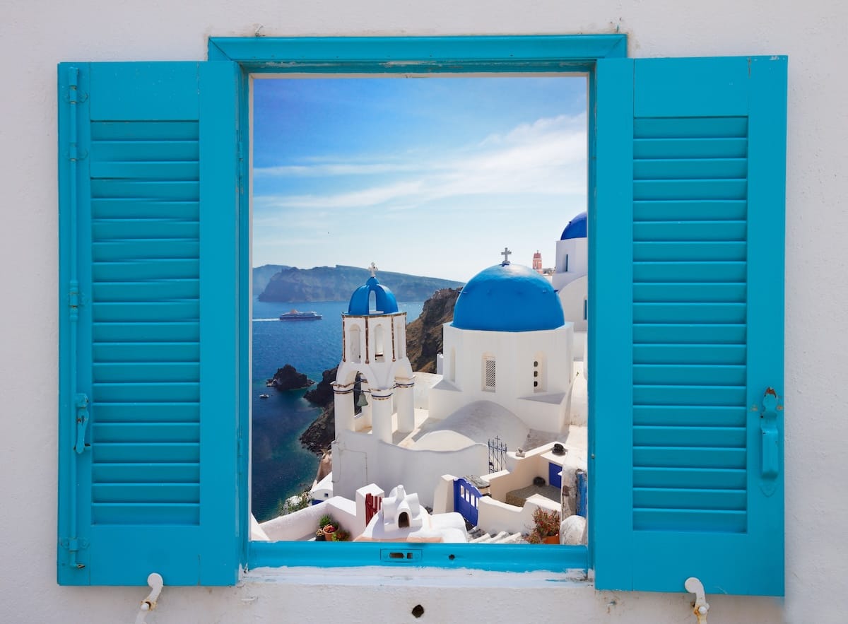 Romantic things to do in Santorini for couples