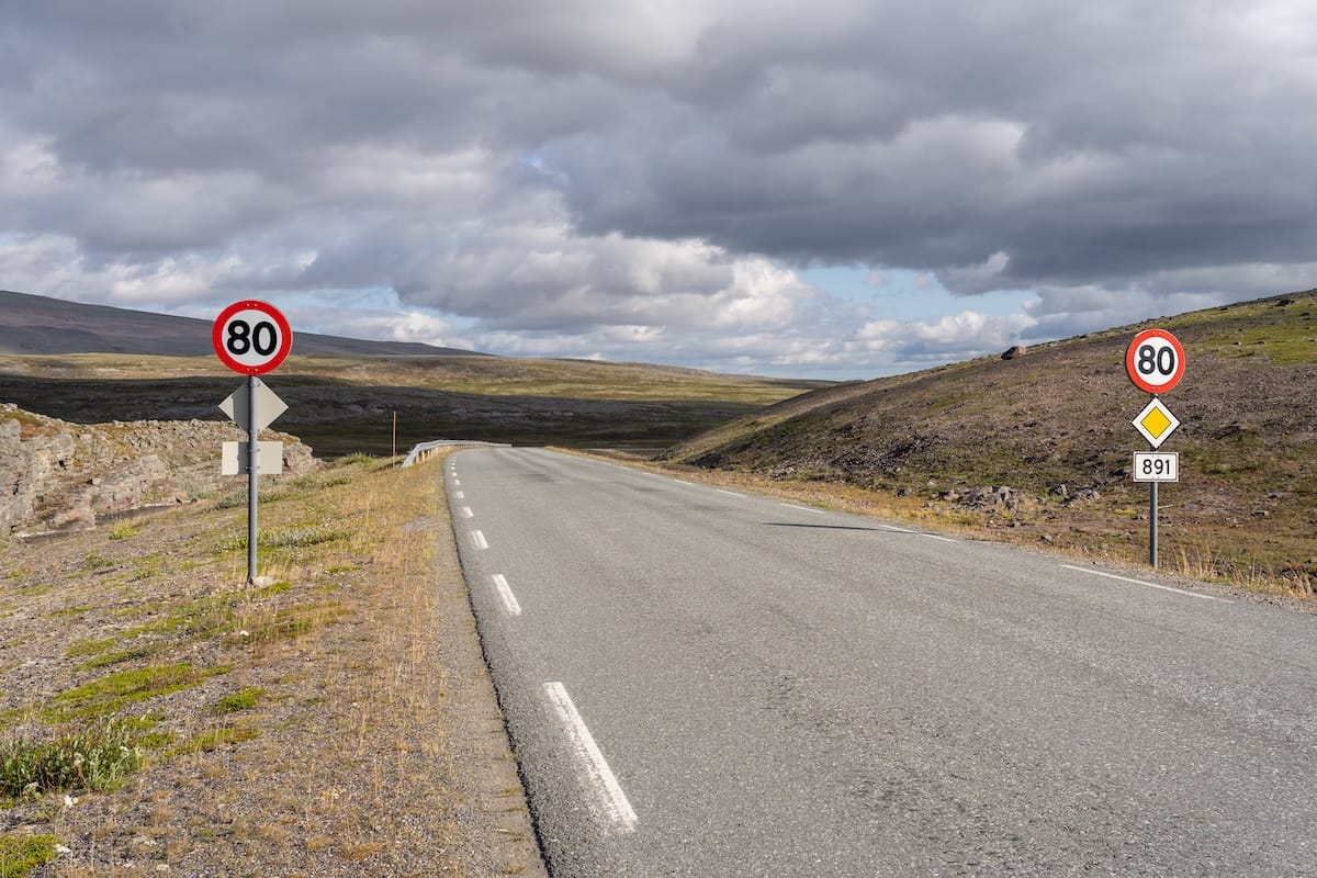 The first part of the road outside of Båtsfjord