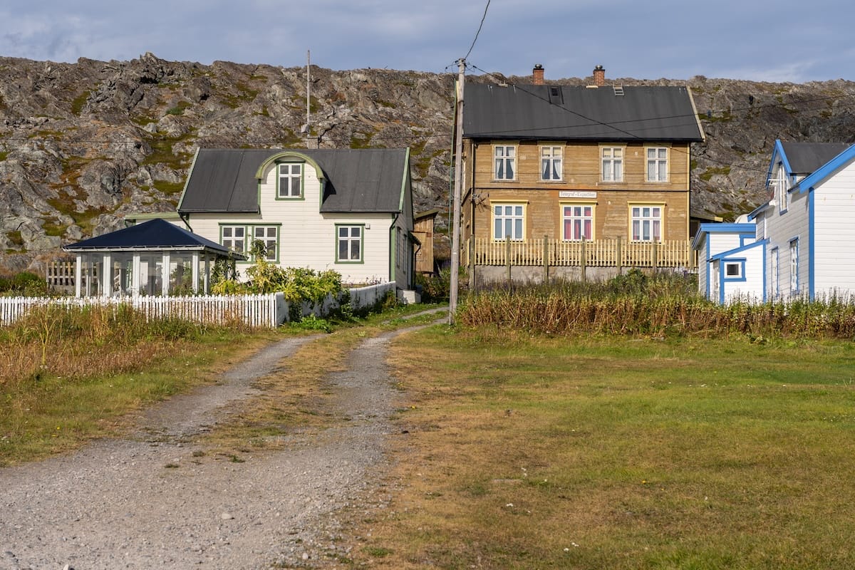 Buildings in Hamningberg