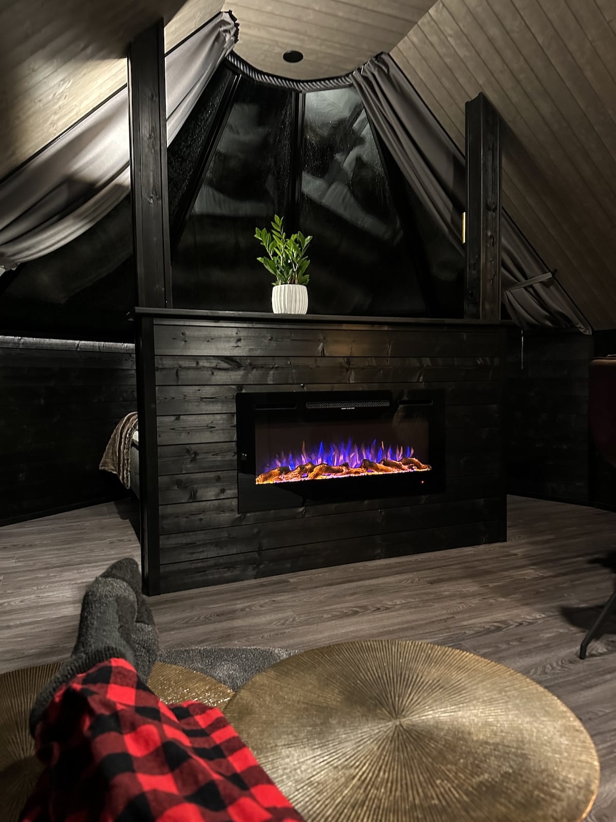 Apukka's King Aurora Cabin