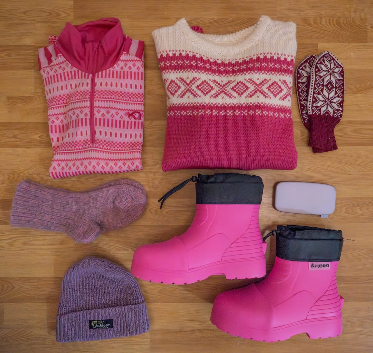 Some things to pack in November (too much pink, eh?)