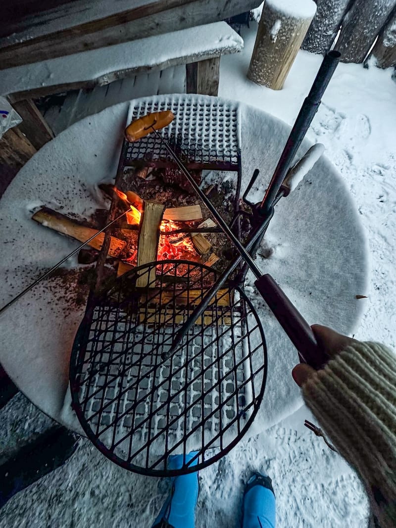 Grilling sausage around Nivavaara