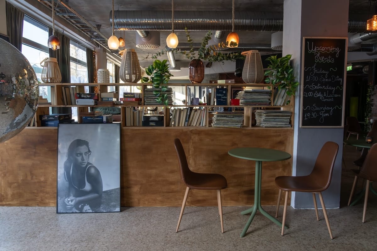 Fint Kafe & Bar