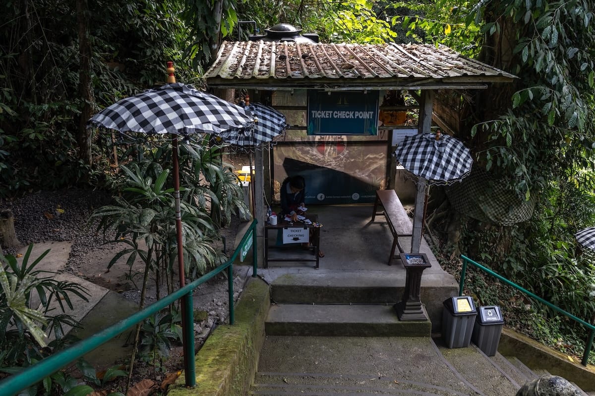Your ticket may end up rechecked at this little booth in the jungle on the way down to the waterfall