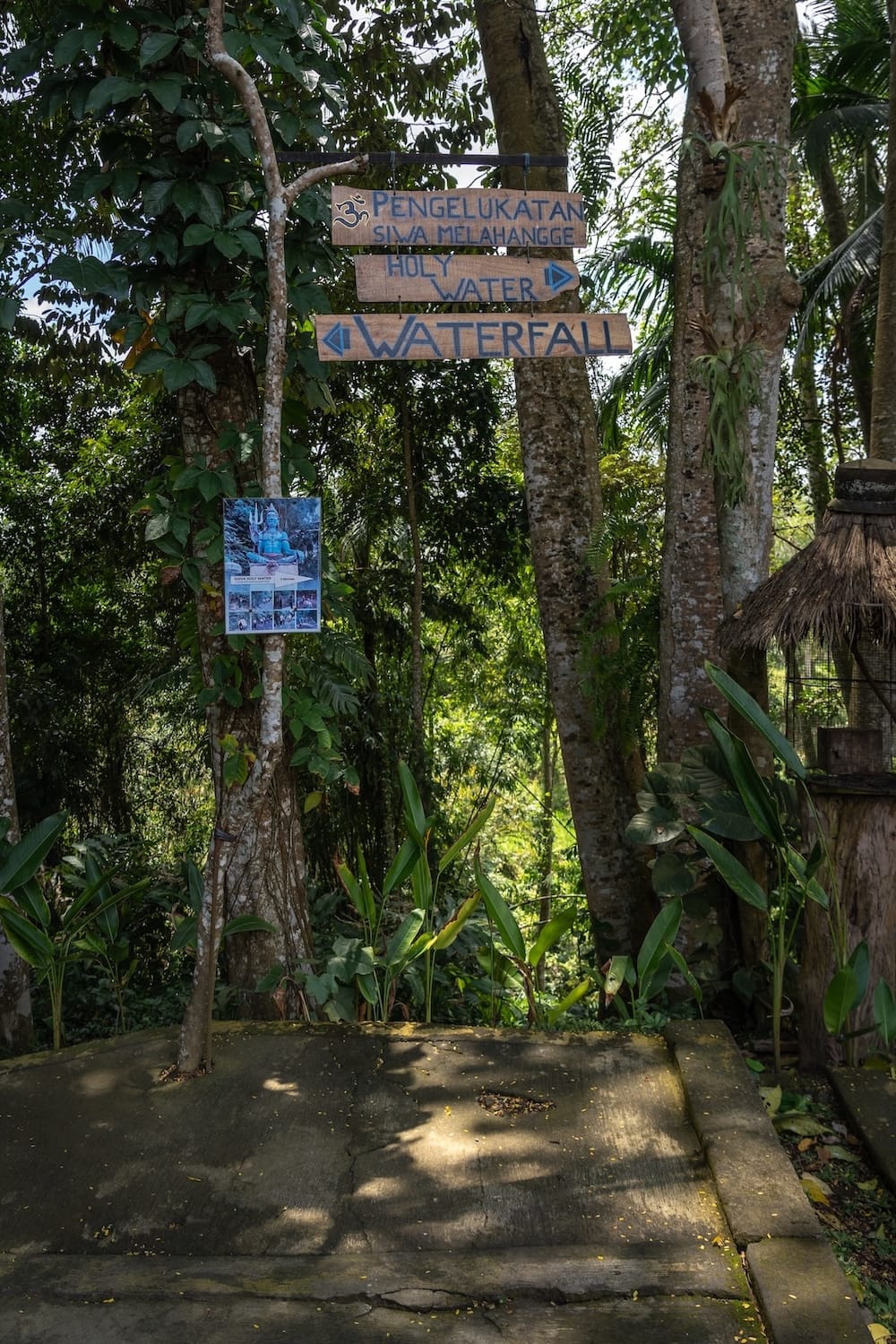 This is a sign that tells people to go to Siwa Melahangge (a holy water site) or the waterfall in Suwat, Bali