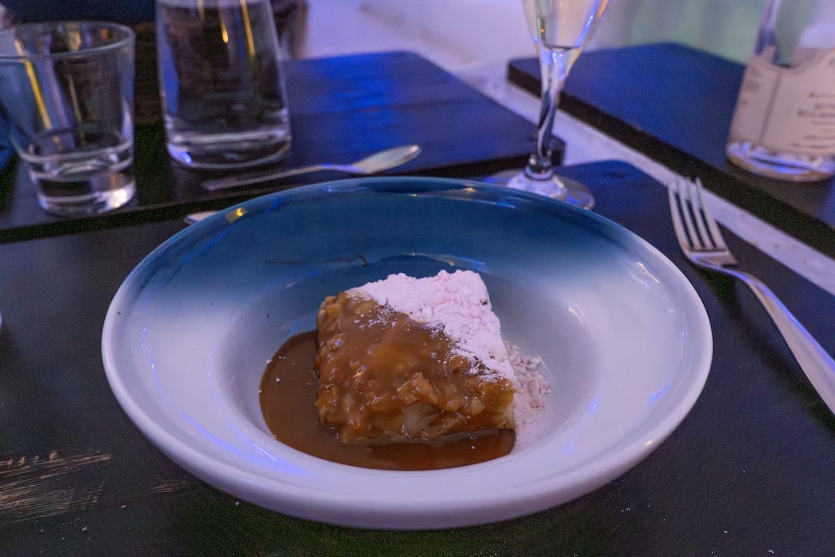 Delicious apple pie for dessert