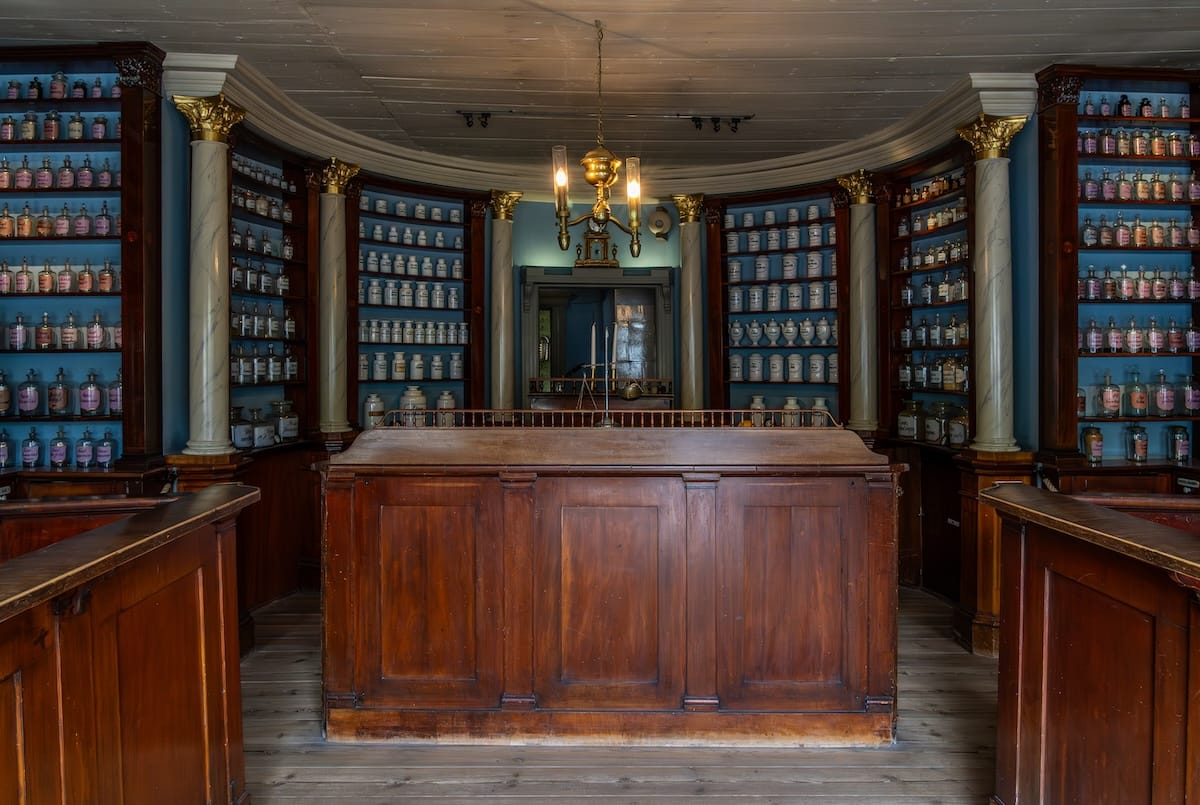 Pharmacy Museum and Qwensel House 6-Enhanced-NR
