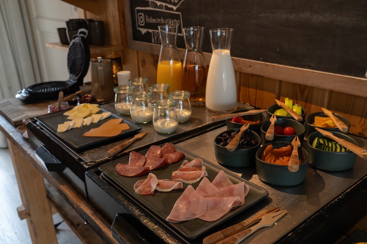 Breakfast at Holmen Husky Lodge