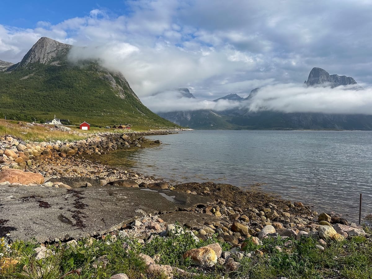 Spending a day in Flakstadvåg and the Selfjord on Senja