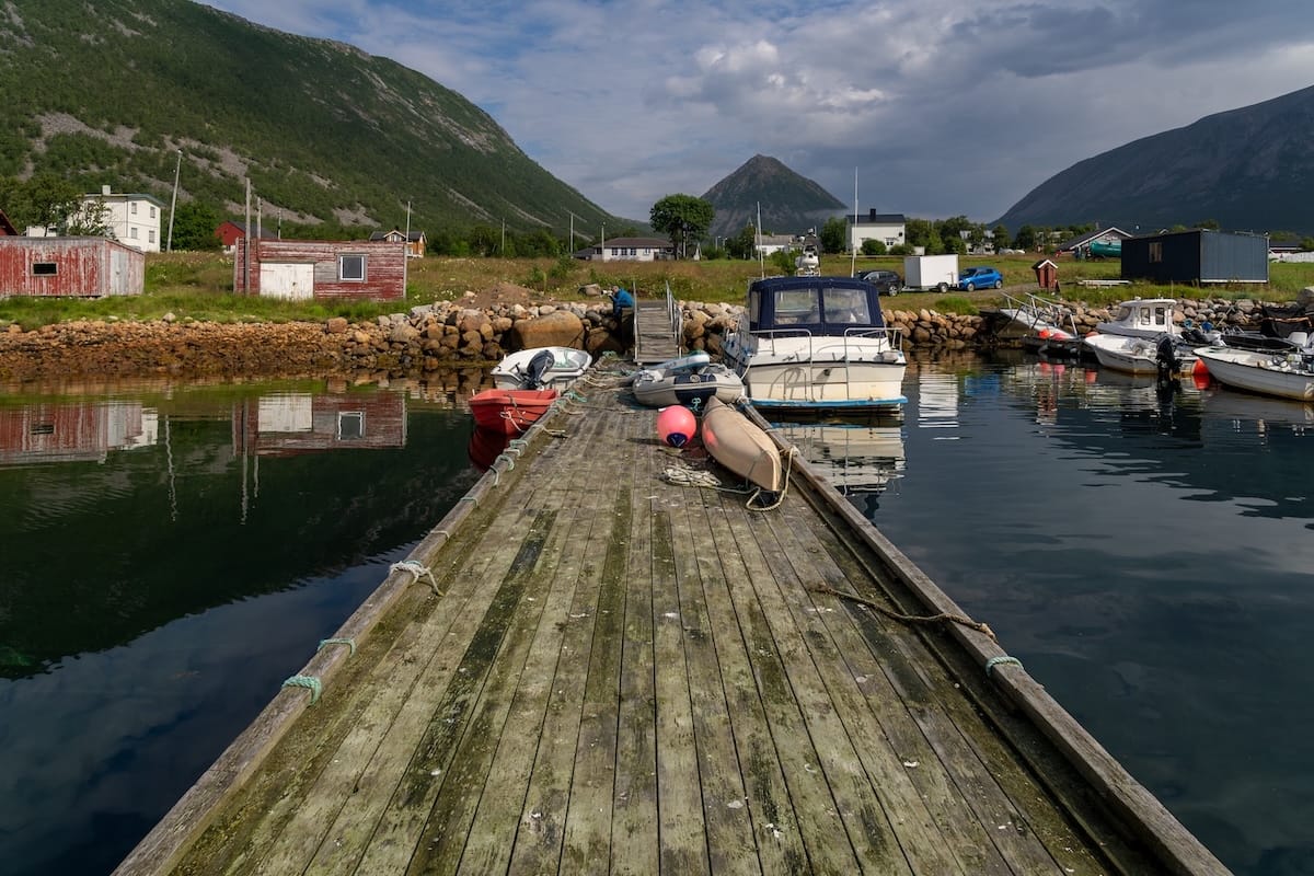 Flakstadvåg harbor area