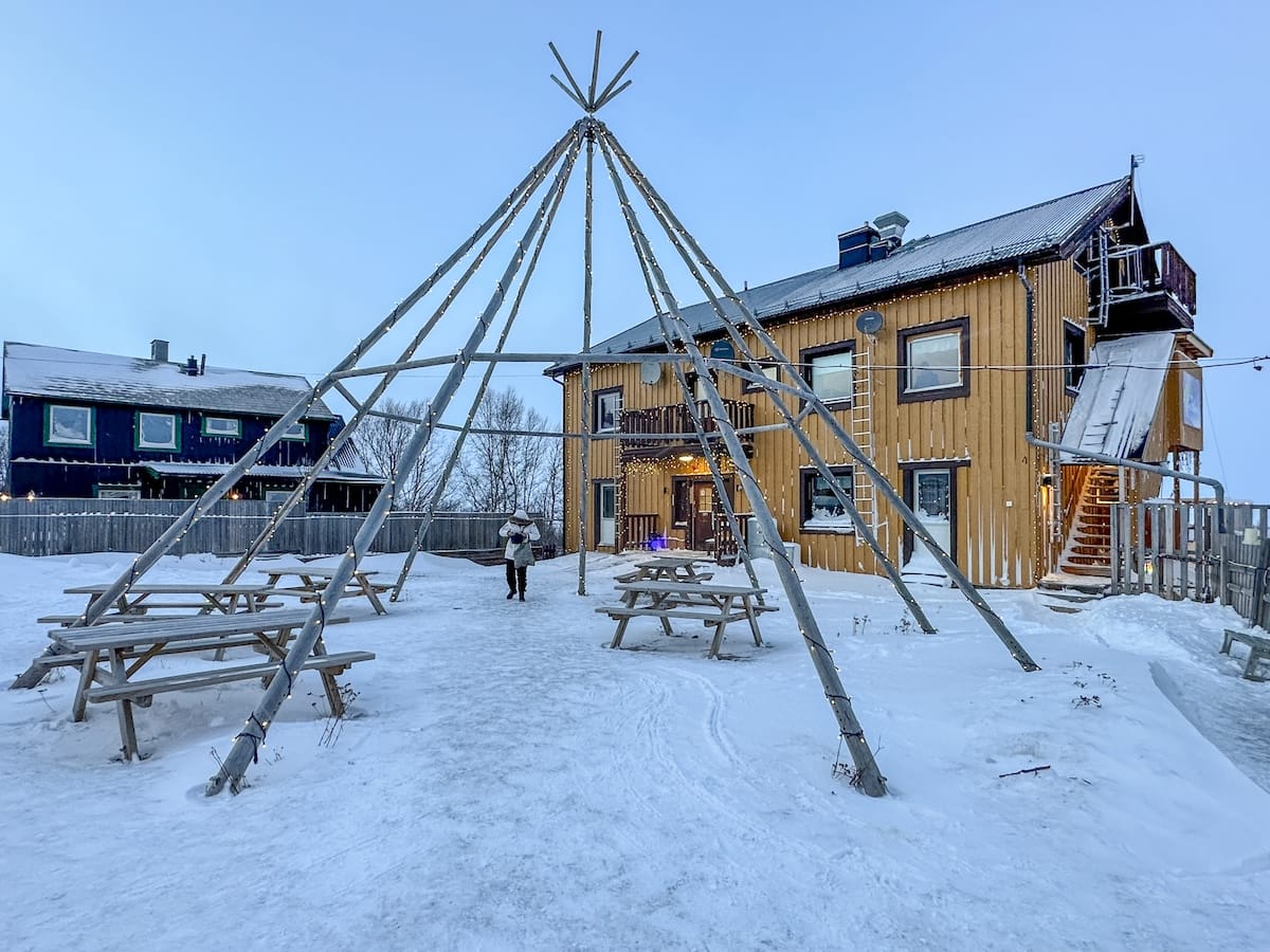 Abisko Guesthouse & Activities