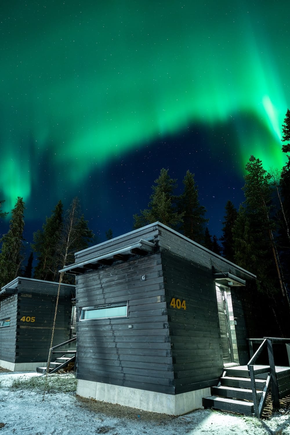 The outside of the Panorama Hut at Vaattunki Resort